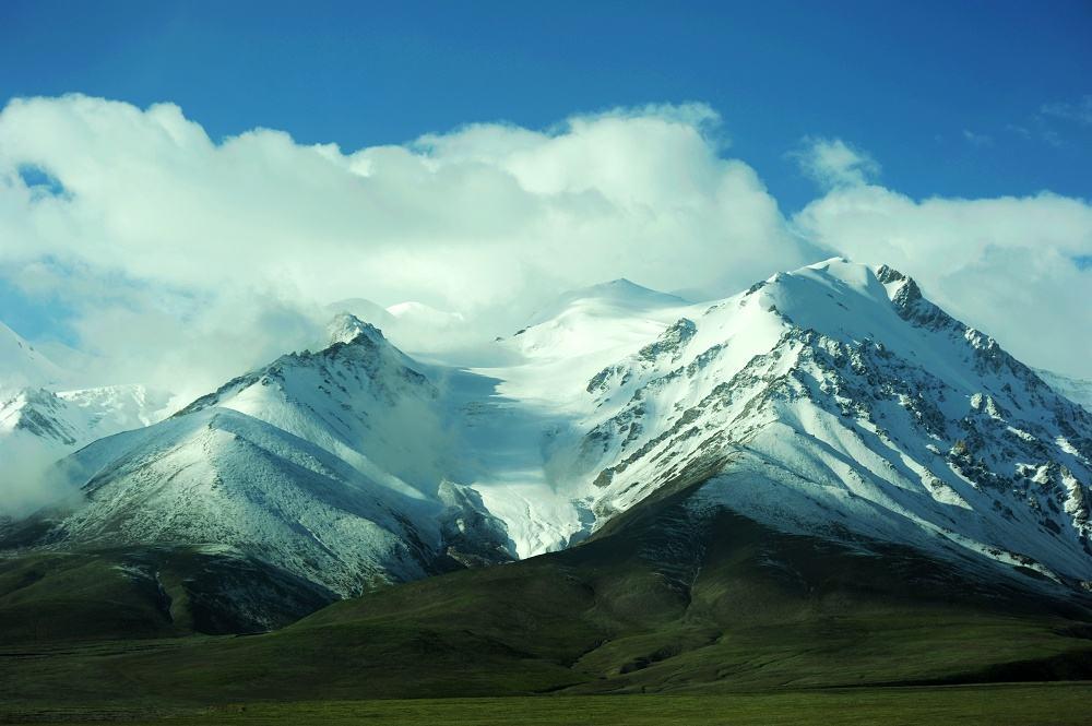 景区陆续开放,一起去山顶看春暖花开