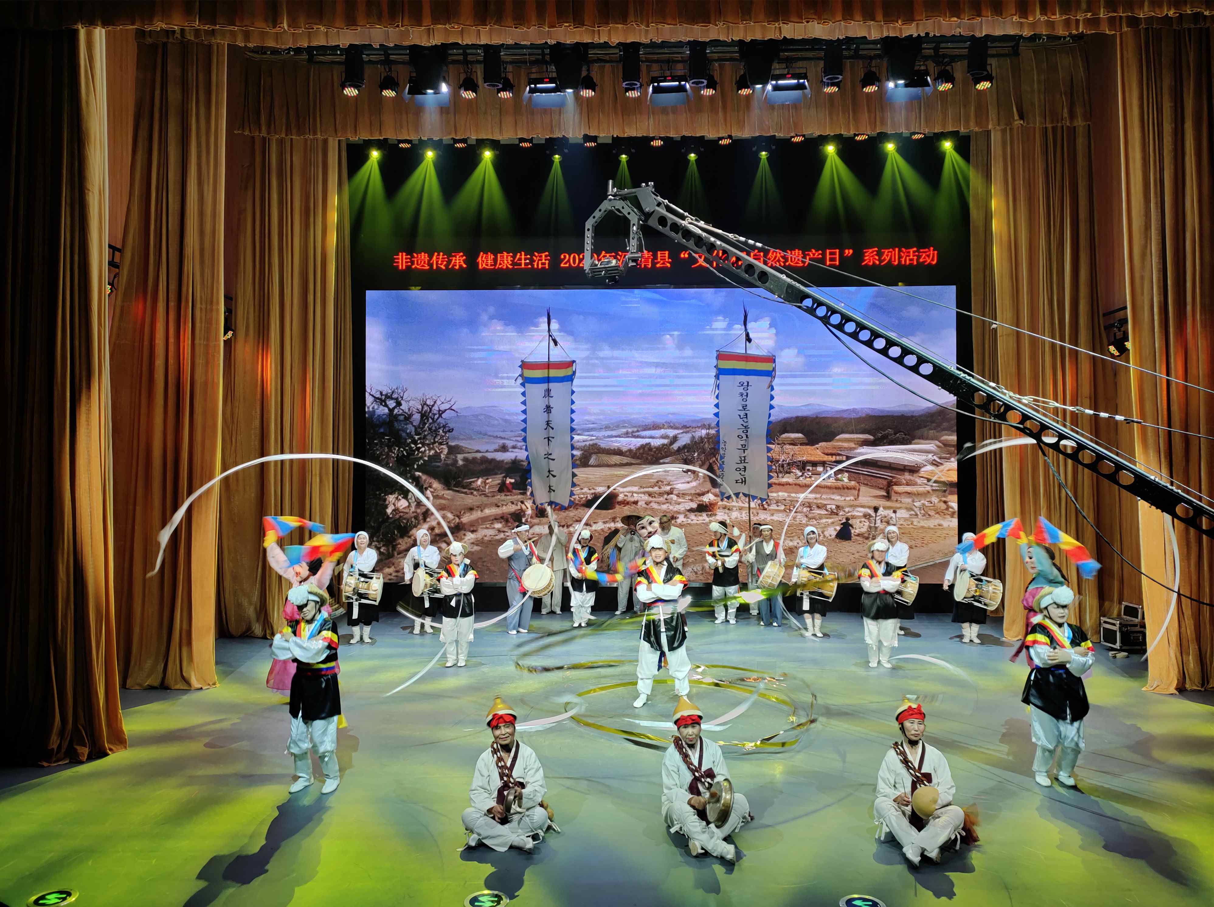 朝鲜农乐舞开直播 国家级非遗传承人坐镇主播