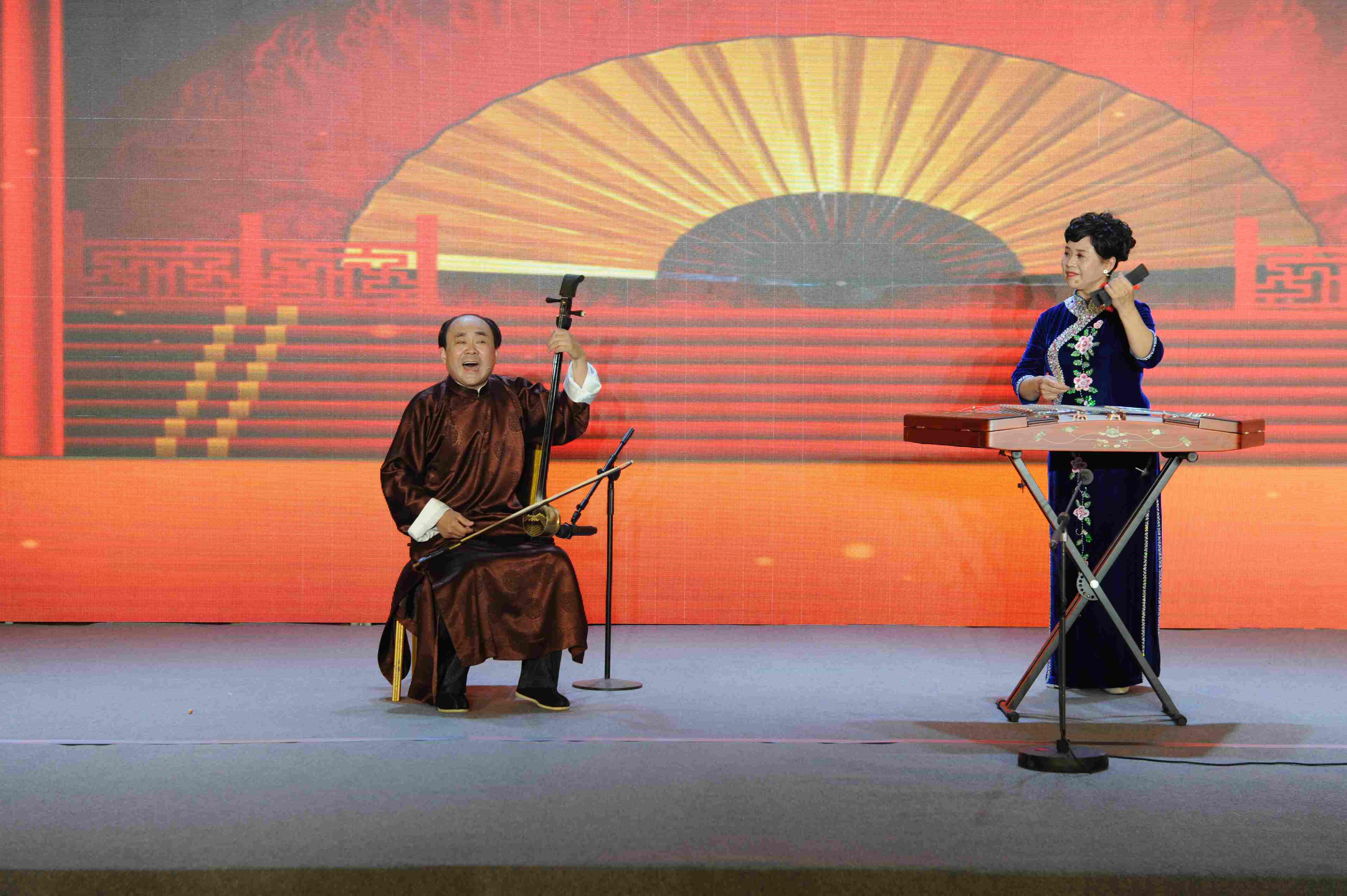 菏泽市山东琴书国家级传承人刘士福演出场景(拍摄于2019年10月)